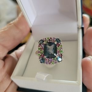 Elegant Miadora Ring